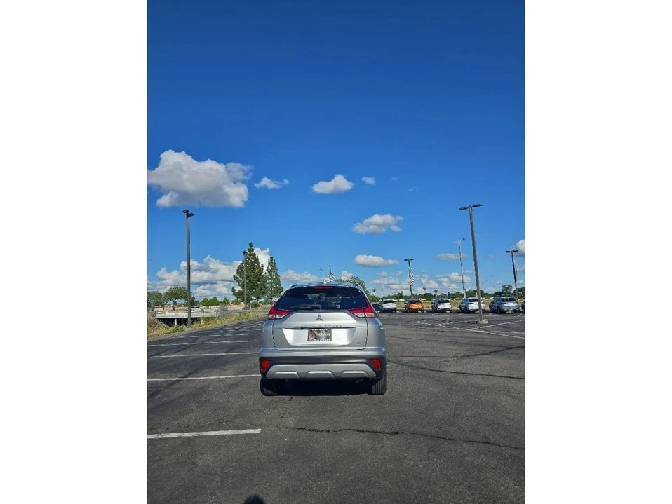 2026 Mitsubishi Eclipse Cross - Image 4 of 10