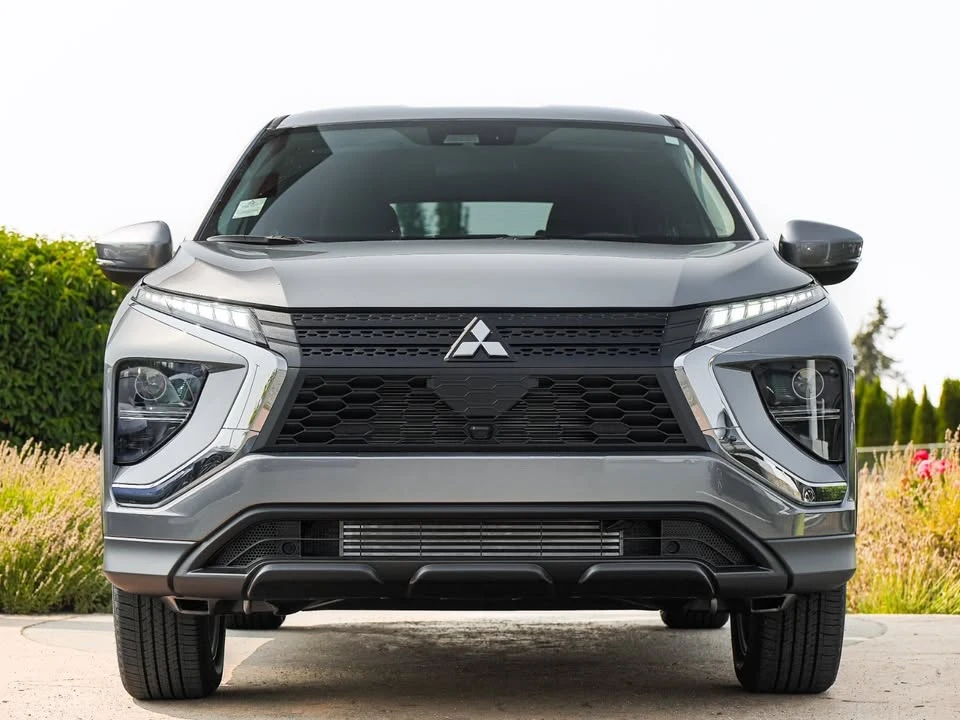 2026 Mitsubishi Eclipse Cross - Image 3 of 20