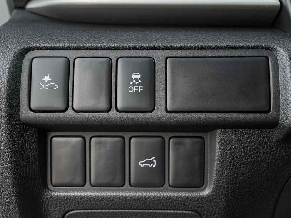 2026 Mitsubishi Eclipse Cross - Image 18 of 20