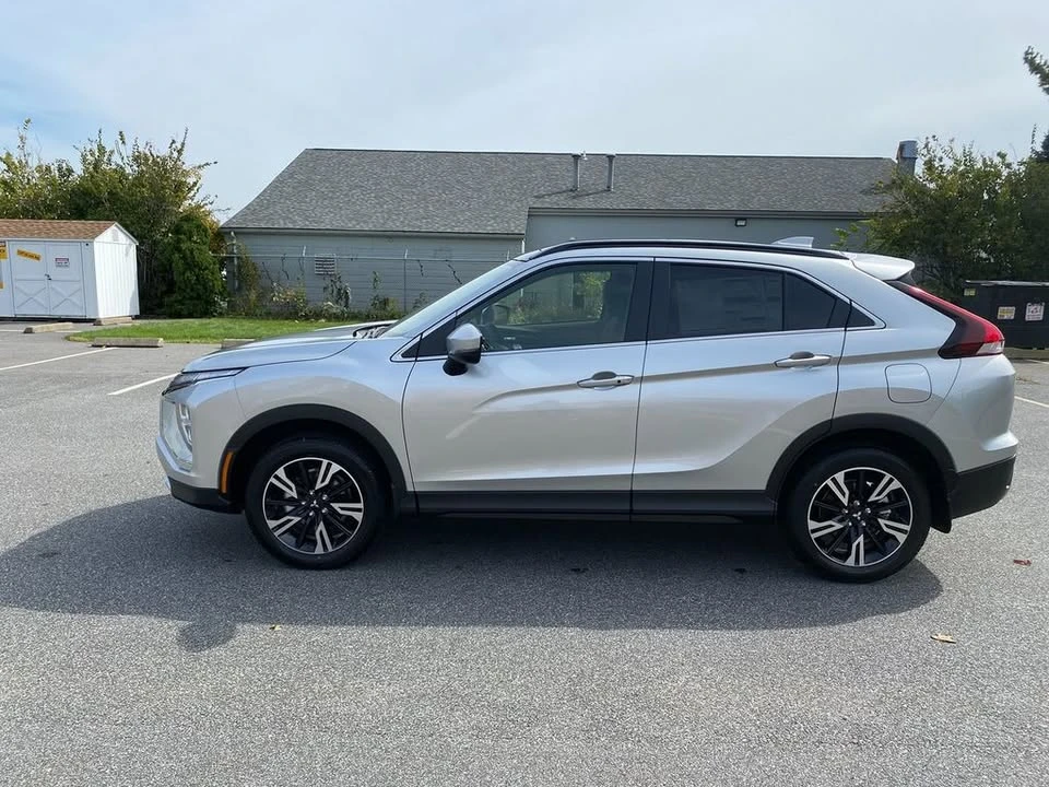 2026 Mitsubishi Eclipse Cross - Image 9 of 20