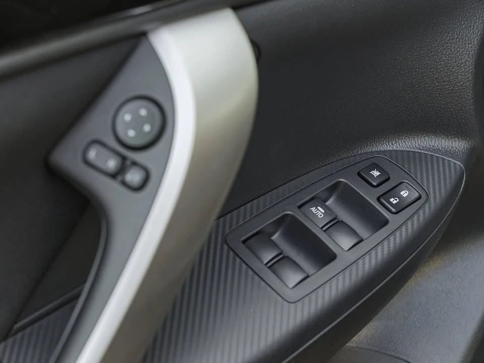 2026 Mitsubishi Eclipse Cross - Image 14 of 20