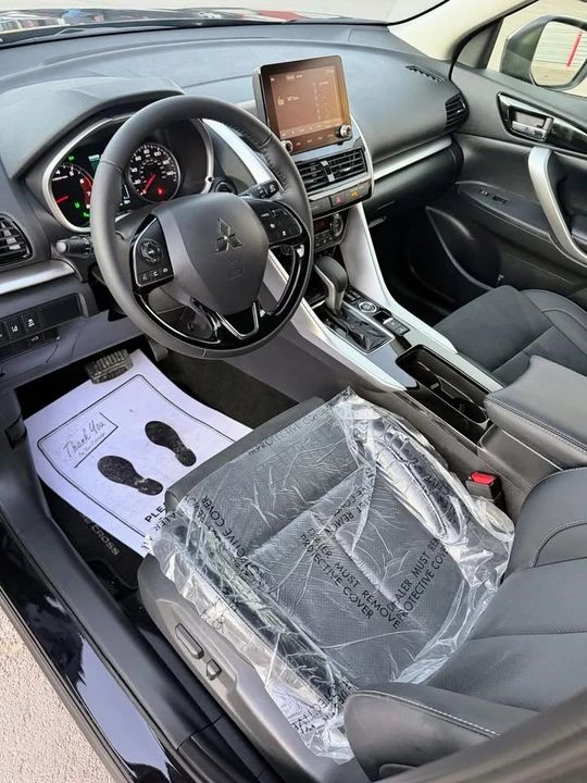 2026 Mitsubishi Eclipse Cross - Image 11 of 19