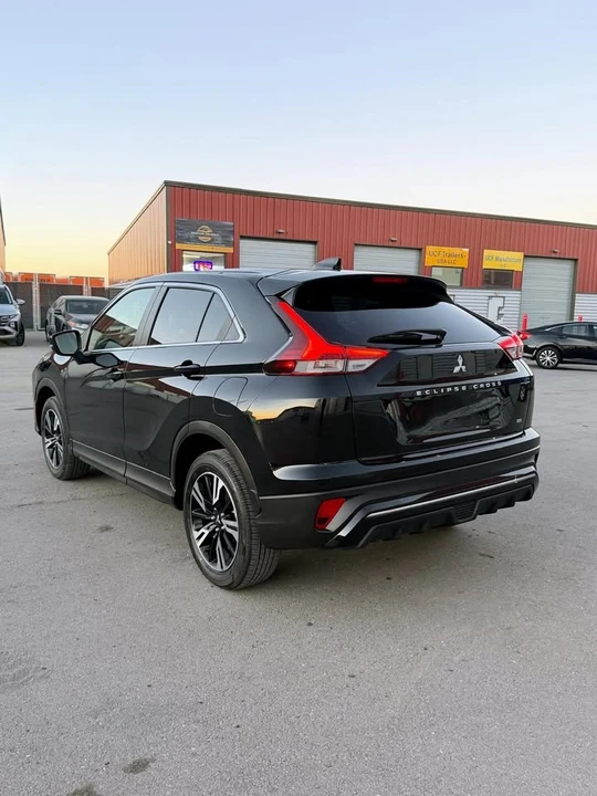 2026 Mitsubishi Eclipse Cross - Image 9 of 19