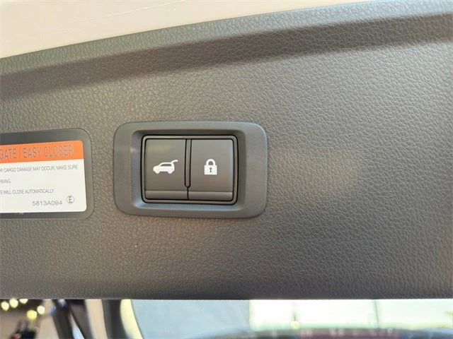 2026 Mitsubishi Eclipse Cross - Image 10 of 20