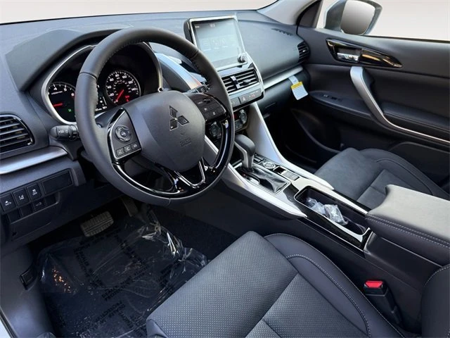 2026 Mitsubishi Eclipse Cross - Image 15 of 20