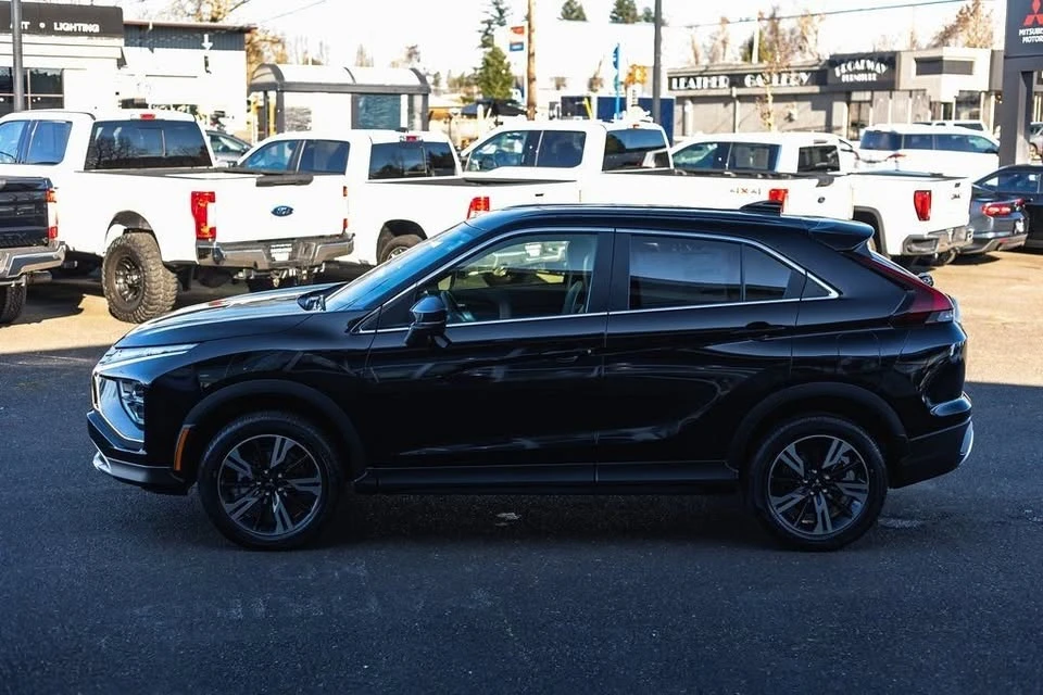 2026 Mitsubishi Eclipse Cross - Image 10 of 20
