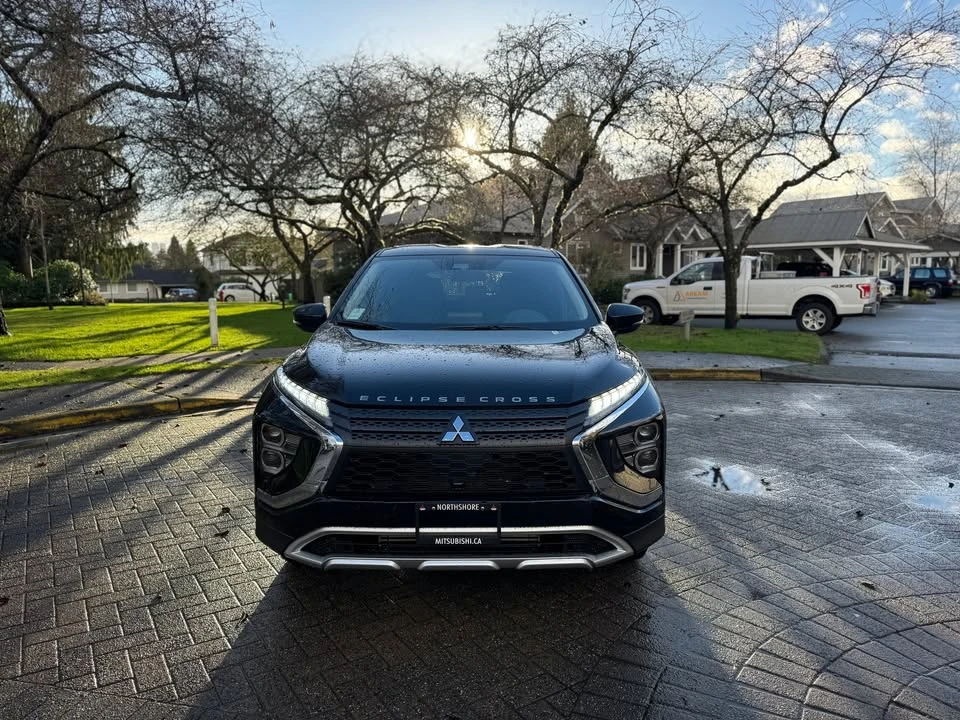 2026 Mitsubishi Eclipse Cross - Image 2 of 15