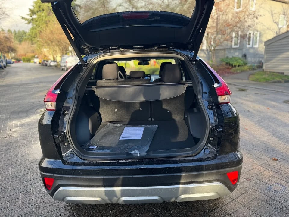 2026 Mitsubishi Eclipse Cross - Image 7 of 15