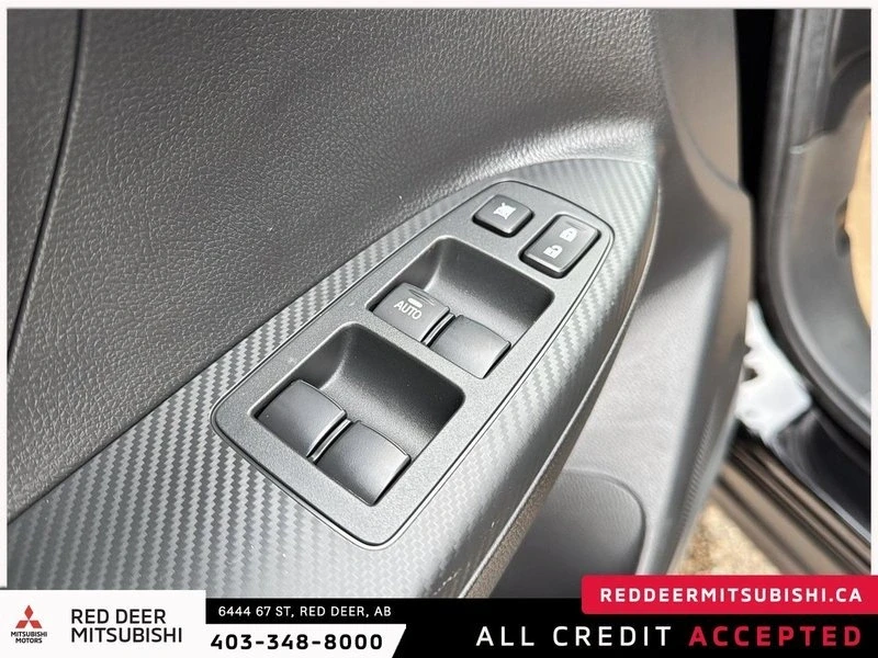 2026 Mitsubishi Eclipse Cross - Image 10 of 17