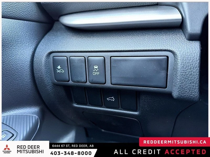 2026 Mitsubishi Eclipse Cross - Image 17 of 19