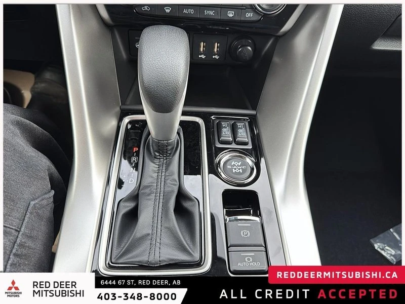 2026 Mitsubishi Eclipse Cross - Image 14 of 17
