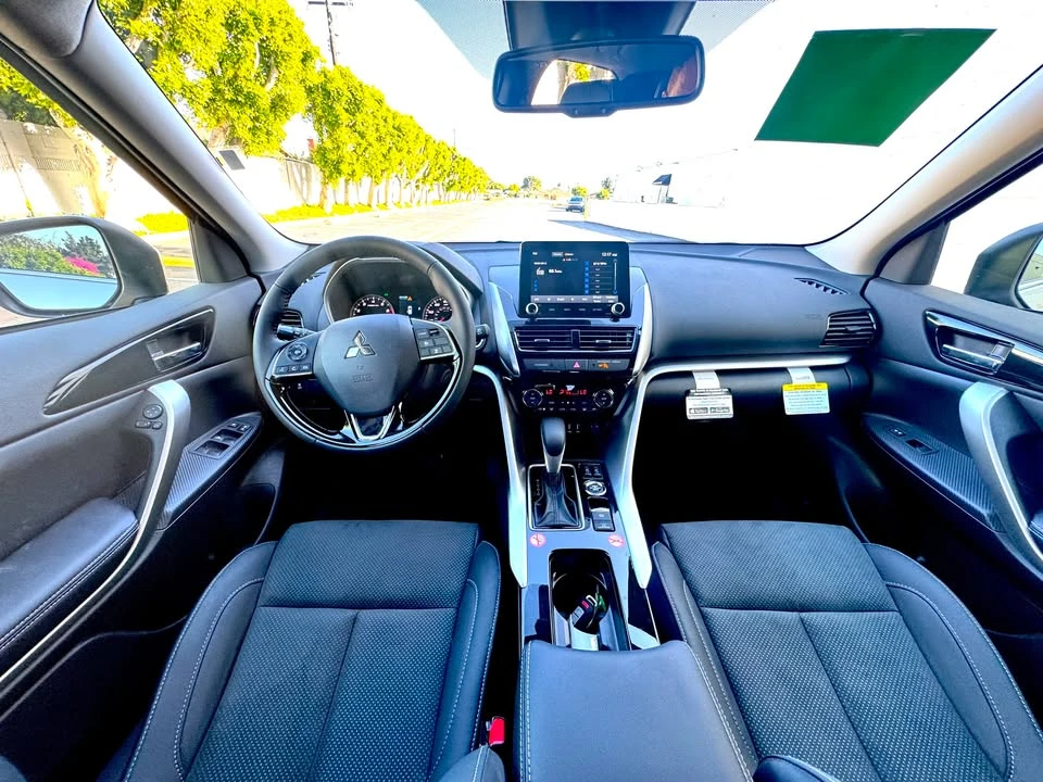 2026 Mitsubishi Eclipse Cross - Image 17 of 20