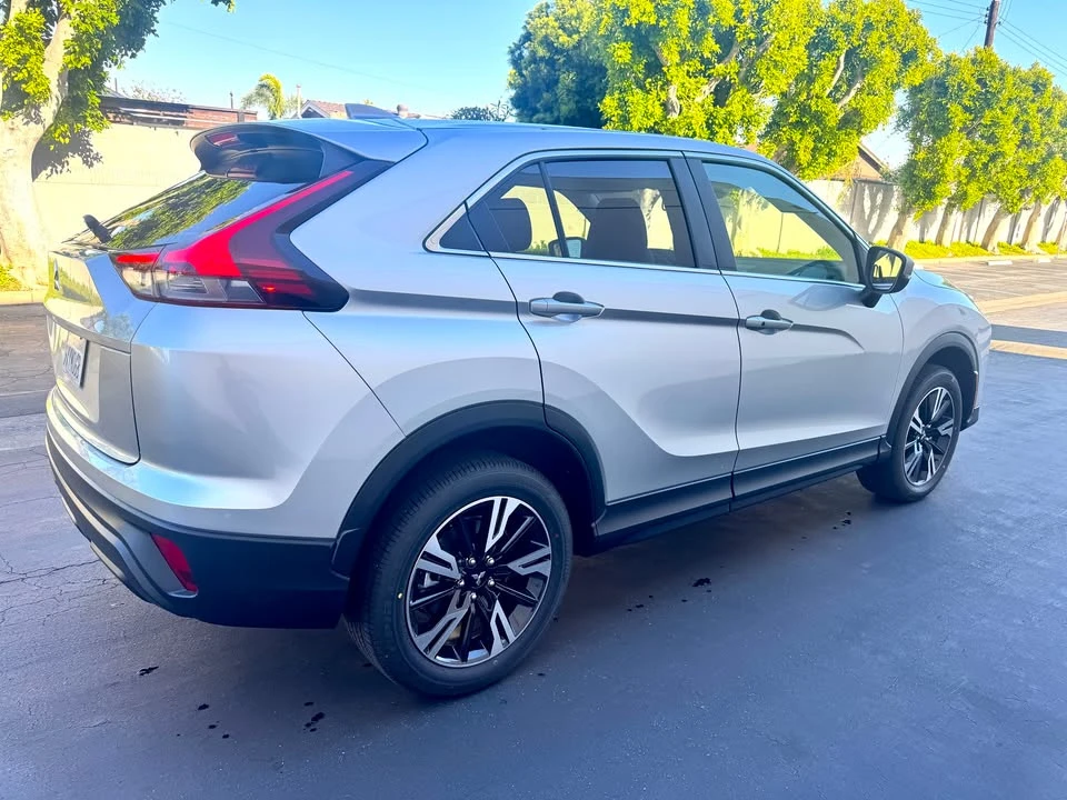 2026 Mitsubishi Eclipse Cross - Image 6 of 20