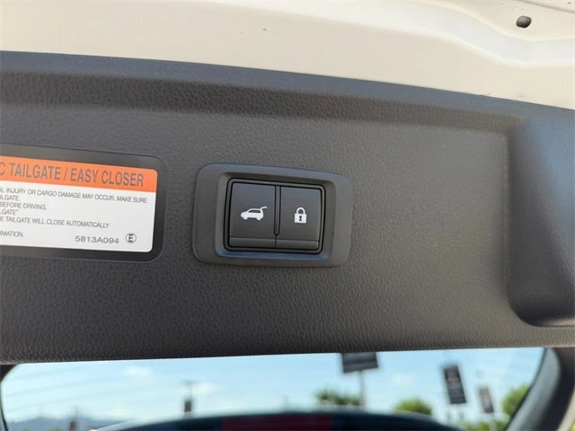 2026 Mitsubishi Eclipse Cross - Image 10 of 20