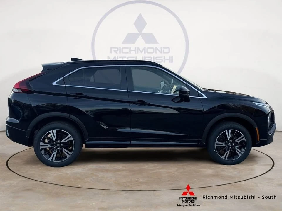 2026 Mitsubishi Eclipse Cross - Image 2 of 15