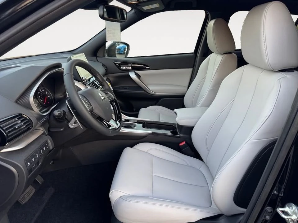 2026 Mitsubishi Eclipse Cross - Image 9 of 15