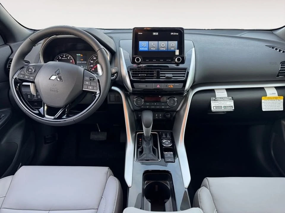 2026 Mitsubishi Eclipse Cross - Image 10 of 15