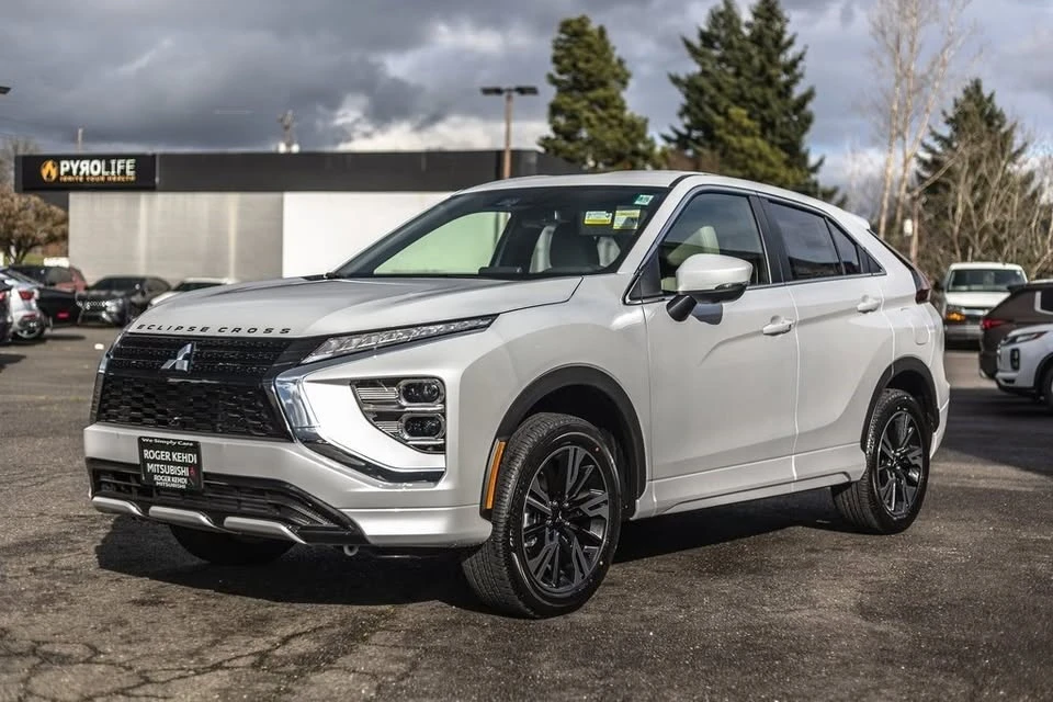 2026 Mitsubishi Eclipse Cross - Image 4 of 20