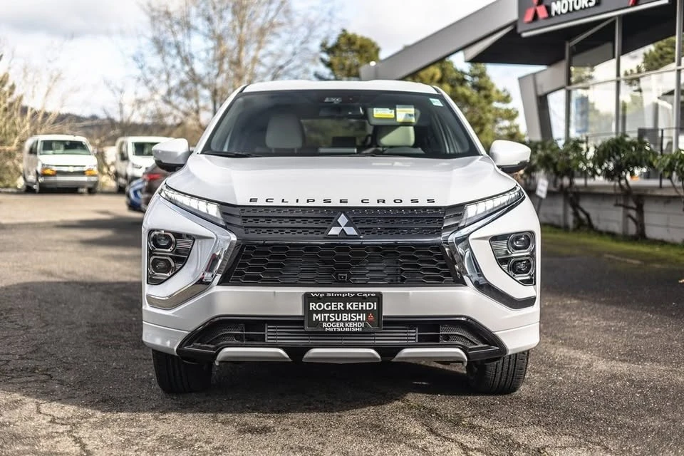 2026 Mitsubishi Eclipse Cross - Image 5 of 20