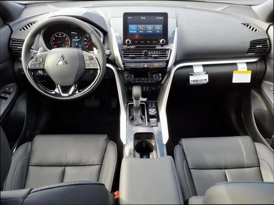 2026 Mitsubishi Eclipse Cross - Image 9 of 20