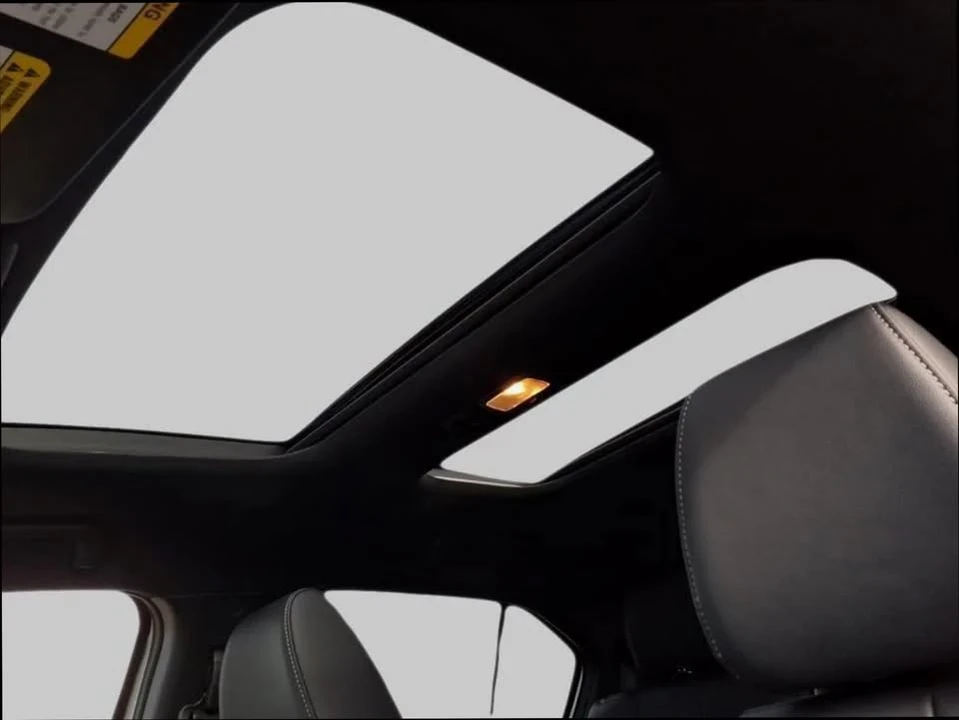 2026 Mitsubishi Eclipse Cross - Image 15 of 20