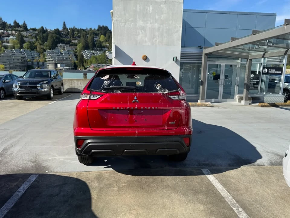 2026 Mitsubishi Eclipse Cross - Image 5 of 9