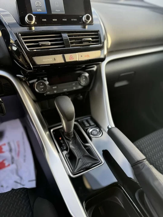 2026 Mitsubishi Eclipse Cross - Image 10 of 13