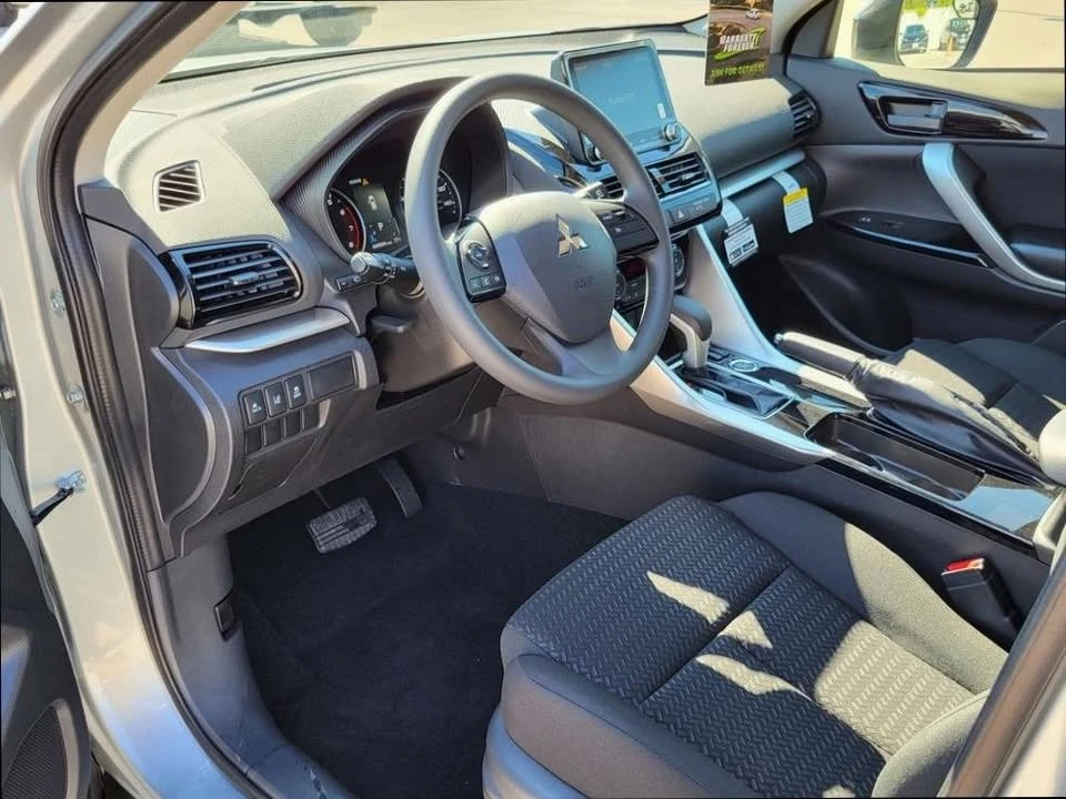 2026 Mitsubishi Eclipse Cross - Image 10 of 15