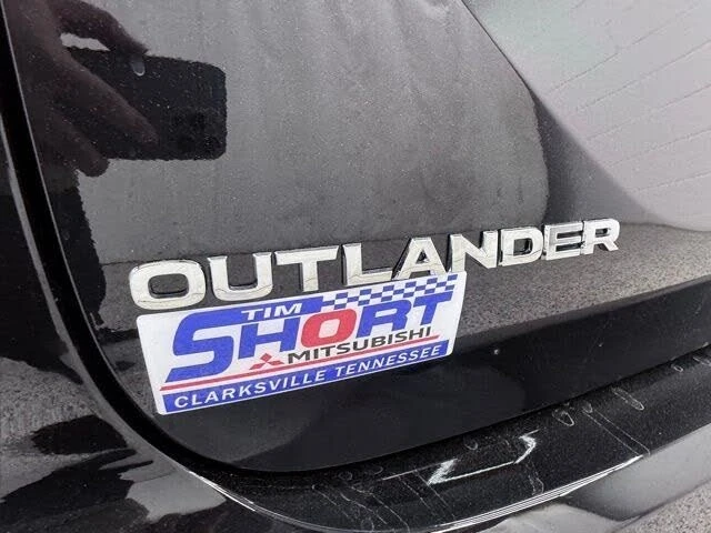 2026 Mitsubishi Outlander - Image 10 of 20