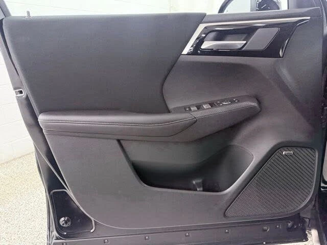 2026 Mitsubishi Outlander - Image 19 of 20
