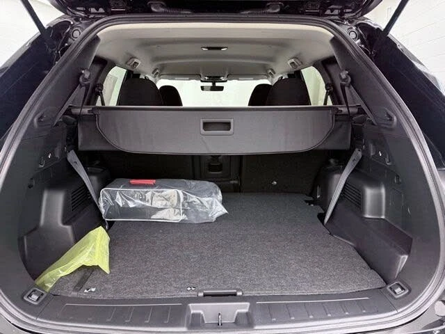 2026 Mitsubishi Outlander - Image 18 of 20