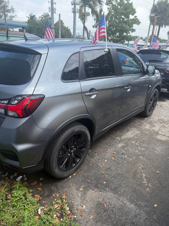 2026 Mitsubishi Outlander - Image 3 of 8