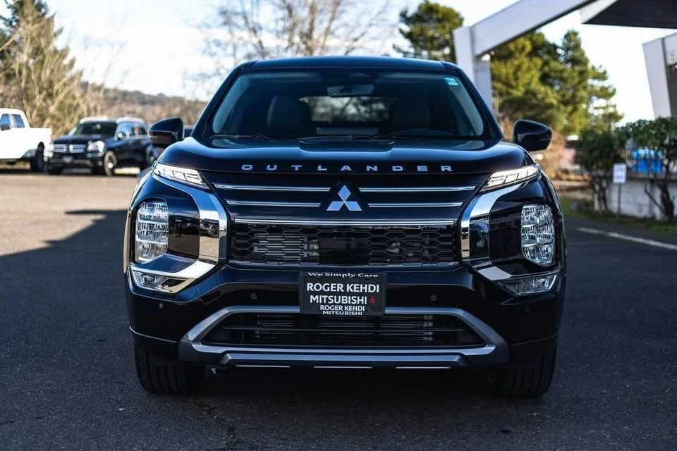 2026 Mitsubishi Outlander - Image 6 of 20