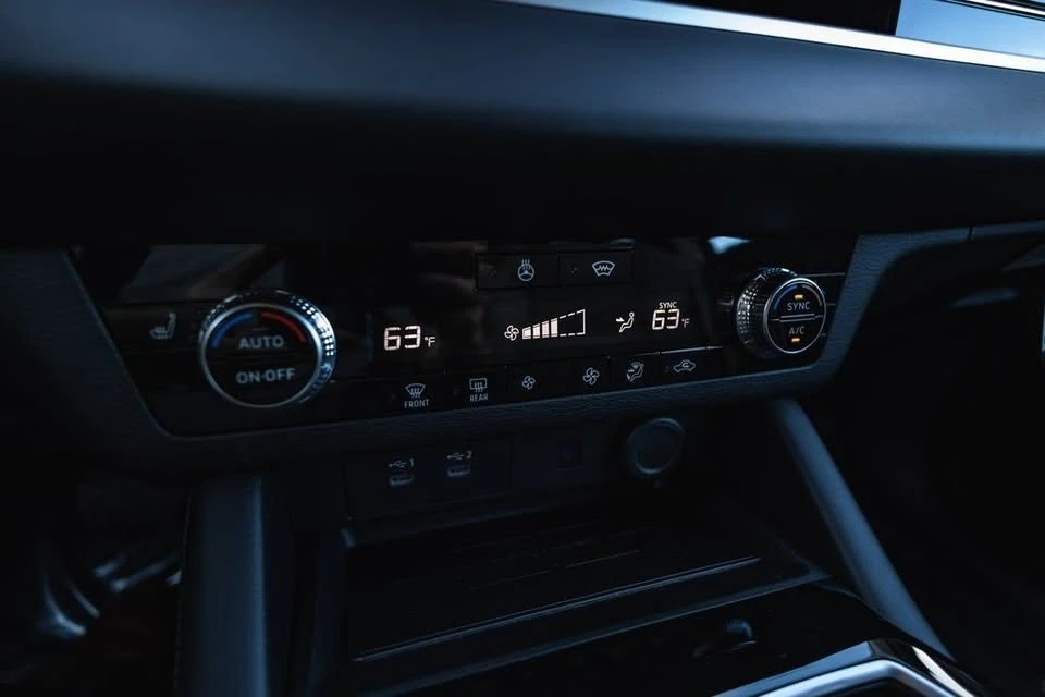 2026 Mitsubishi Outlander - Image 15 of 20