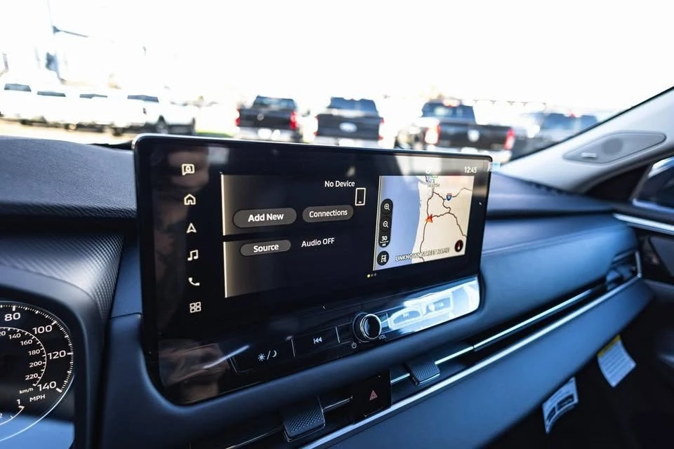 2026 Mitsubishi Outlander - Image 14 of 20