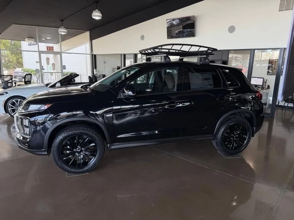 2026 Mitsubishi Outlander - Image 4 of 10