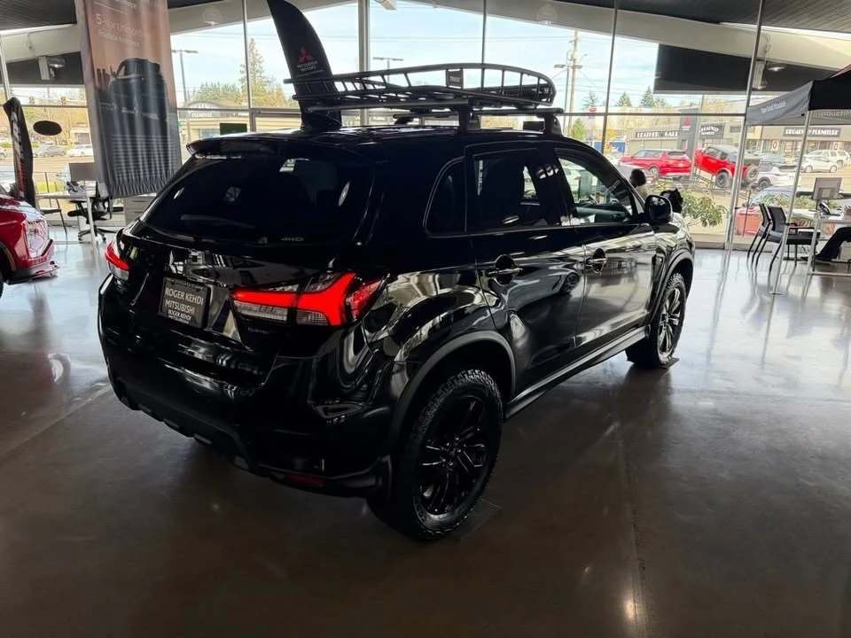 2026 Mitsubishi Outlander - Image 6 of 10