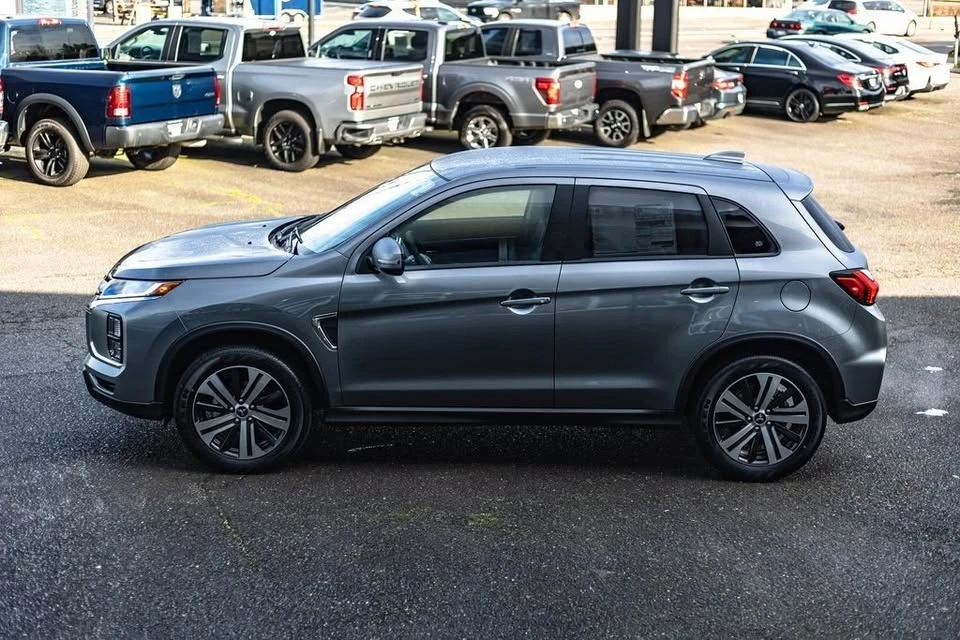 2026 Mitsubishi Outlander - Image 12 of 20