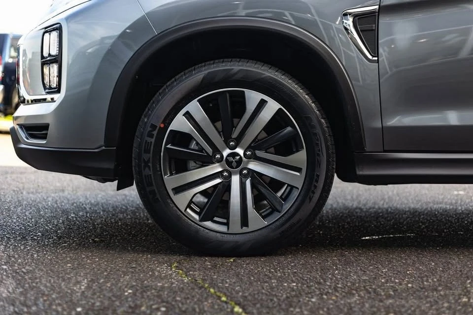 2026 Mitsubishi Outlander - Image 13 of 20