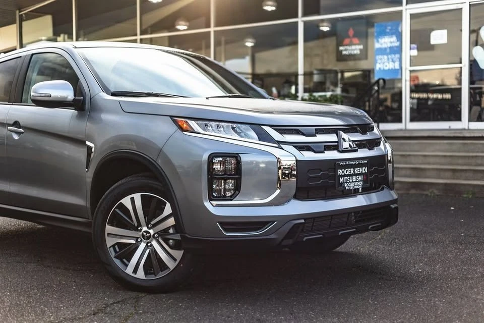 2026 Mitsubishi Outlander - Image 3 of 20