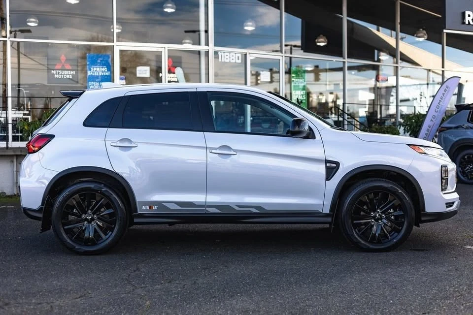 2026 Mitsubishi Outlander - Image 8 of 20