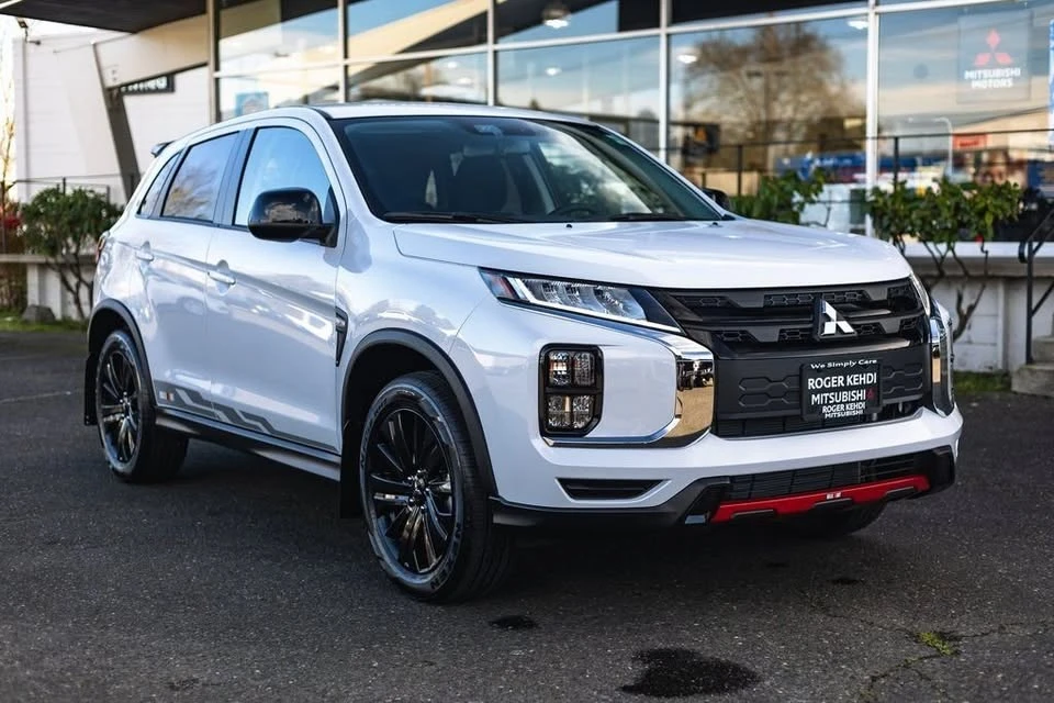 2026 Mitsubishi Outlander - Image 7 of 20