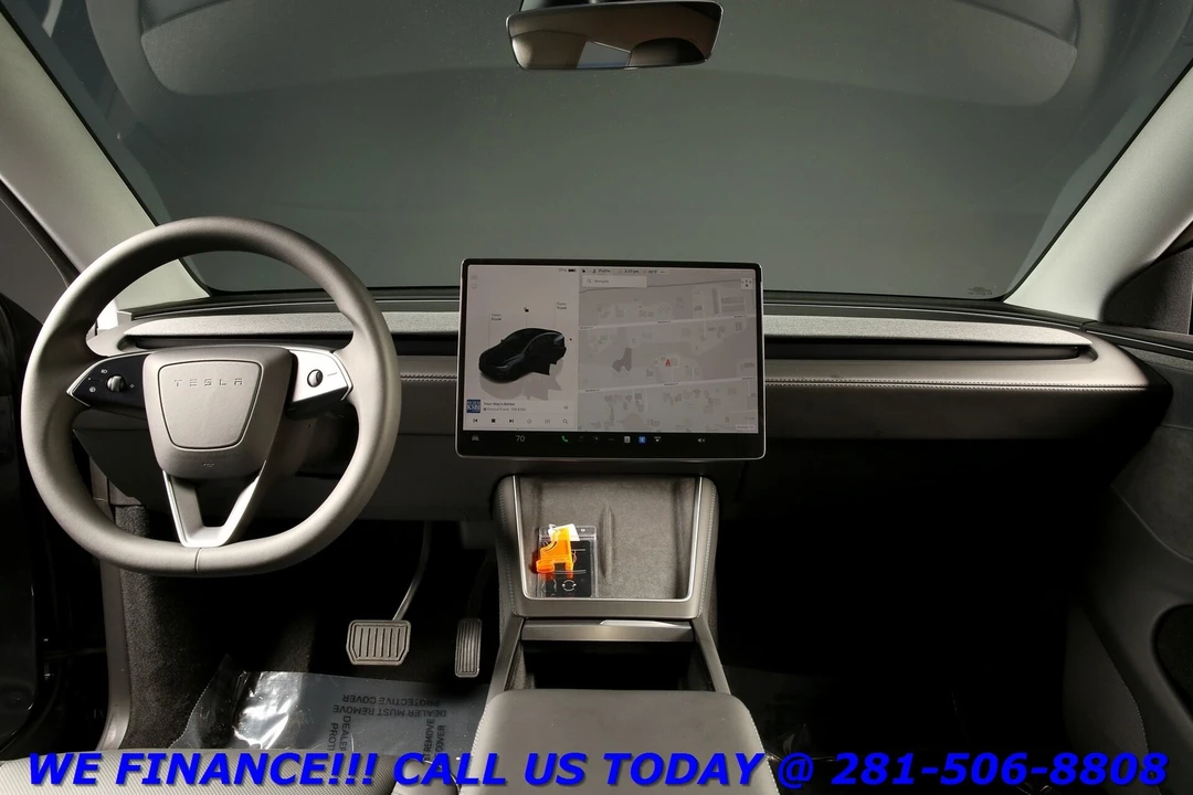 2026 Tesla Model Y - Image 3 of 21