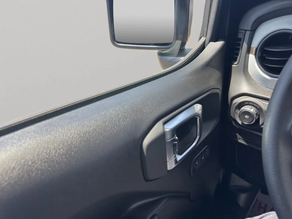 2026 Jeep JL Wrangler - Image 13 of 19