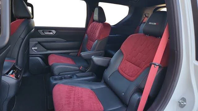 2026 Nissan Armada - Image 3 of 5