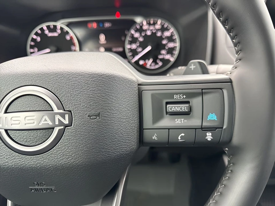 2026 Nissan Rogue - Image 15 of 21