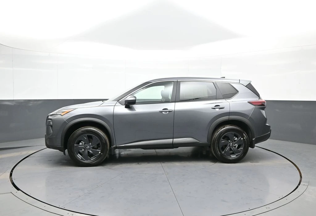 2026 Nissan Rogue - Image 9 of 21