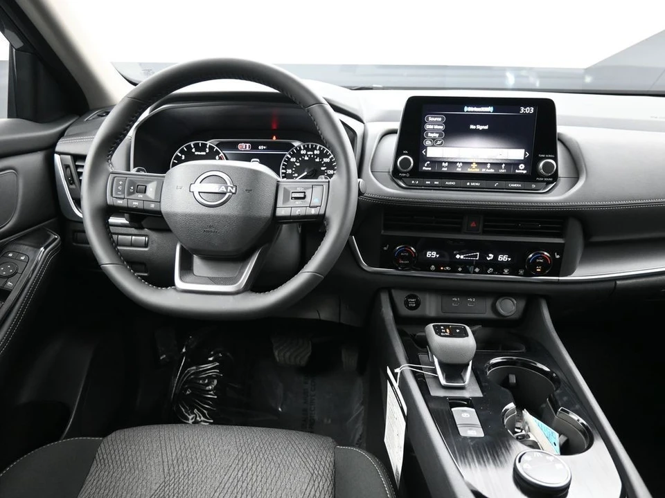 2026 Nissan Rogue - Image 19 of 21
