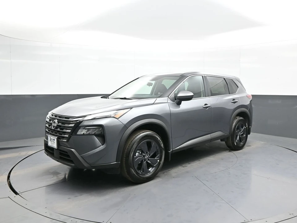 2026 Nissan Rogue - Image 10 of 21