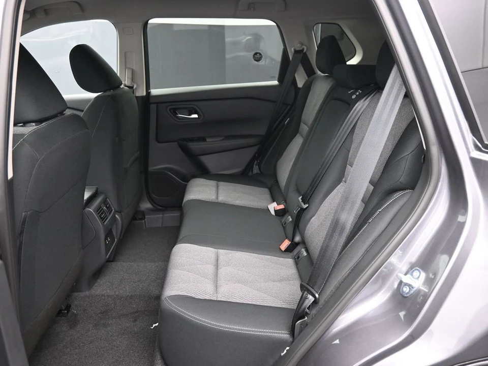 2026 Nissan Rogue - Image 20 of 21